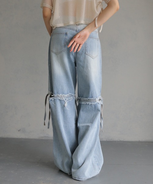 cheriella(シェリエラ)の「【cheriella】サイドリボンヴィンテージライクデニム SIDE RIBBON VINTAGE-LIKE DENIM(デニムパンツ・レディース・ライトブルー/チャコールグレー・S/M)」の18枚目の写真