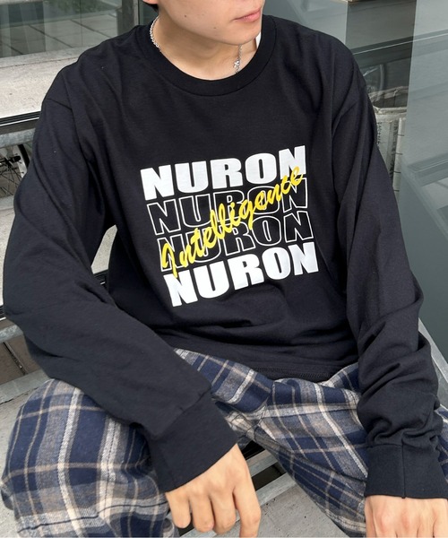 GILDAN（ギルダン）の「【25年秋冬新作】４段ビッグロゴロンT（Tシャツ/カットソー・メンズ・アッシュグレー/ブラック/ホワイト・M/L）」の3枚目の写真