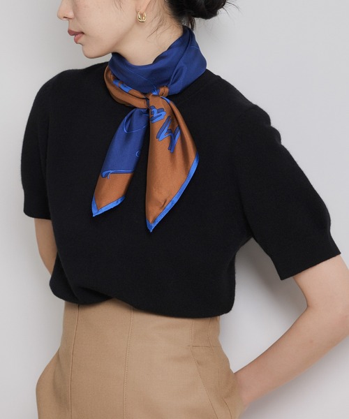 ROPE'（ロペ）の「ロートレックグラフィカル シルクスカーフ/Lサイズ（バンダナ/スカーフ・レディース・ピンク/ブルー・FREE）」の7枚目の写真