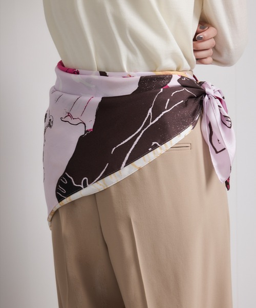 ROPE'（ロペ）の「ロートレックグラフィカル シルクスカーフ/Lサイズ（バンダナ/スカーフ・レディース・ピンク/ブルー・FREE）」の9枚目の写真