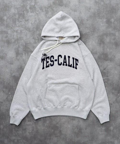 The Endless Summer（エンドレスサマー）の「TES COLLEGE SWEAT PARKA / スウェットパーカー（パーカー・メンズ・チャコール/ネイビー/ブラック/グレー・SMALL/MEDIUM/LARGE/X-LARGE）」の3枚目の写真