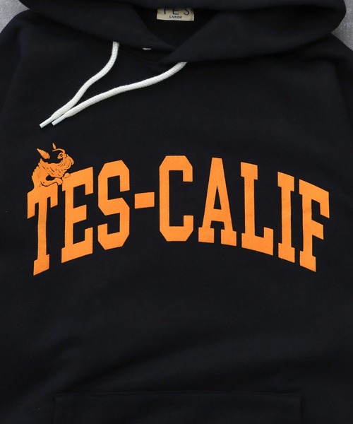 The Endless Summer（エンドレスサマー）の「TES COLLEGE SWEAT PARKA / スウェットパーカー（パーカー・メンズ・チャコール/ネイビー/ブラック/グレー・SMALL/MEDIUM/LARGE/X-LARGE）」の7枚目の写真