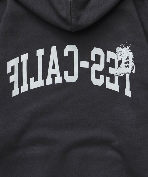 The Endless Summer（エンドレスサマー）の「TES COLLEGE SWEAT PARKA / スウェットパーカー（パーカー・メンズ・チャコール/ネイビー/ブラック/グレー・SMALL/MEDIUM/LARGE/X-LARGE）」の20枚目の写真