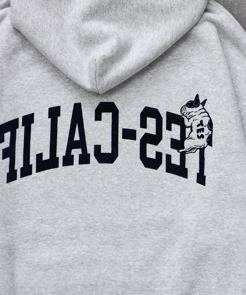 The Endless Summer（エンドレスサマー）の「TES COLLEGE SWEAT PARKA / スウェットパーカー（パーカー・メンズ・チャコール/ネイビー/ブラック/グレー・SMALL/MEDIUM/LARGE/X-LARGE）」の15枚目の写真