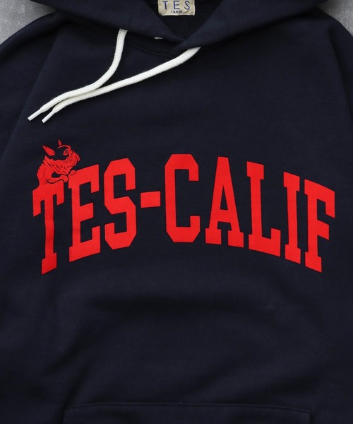 The Endless Summer（エンドレスサマー）の「TES COLLEGE SWEAT PARKA / スウェットパーカー（パーカー・メンズ・チャコール/ネイビー/ブラック/グレー・SMALL/MEDIUM/LARGE/X-LARGE）」の22枚目の写真