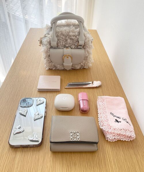 MAJESTIC LEGON(マジェスティックレゴン)の「プードルボアミニショルダーバッグ(ショルダーバッグ・レディース・ブラウン/ベージュ・FREE)」の11枚目の写真