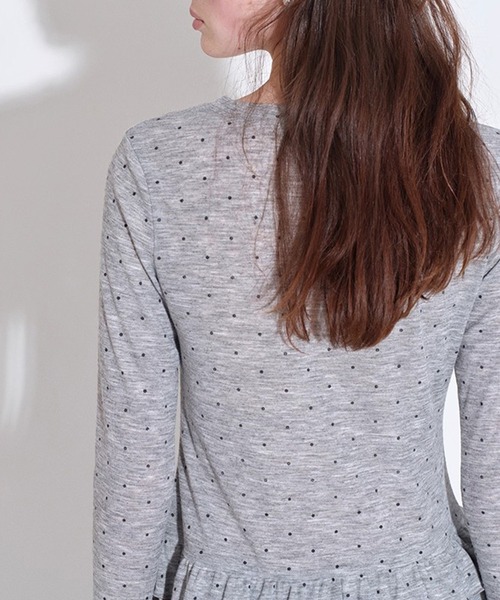 Fano Studios（ファノ ストゥディオズ）の「フリルヘム ドット柄 ラウンドネックロングTシャツ FQ25S089【Fano Studios】【2025AW】（Tシャツ/カットソー・レディース・クリーム/グレー・L/M/S）」の10枚目の写真