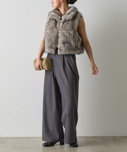 COLONY 2139（コロニートゥーワンスリーナイン）の「ミックスシープファーZIPベスト（ベスト・レディース・チャコールグレー/モカ/ベージュ・FREE）」の12枚目の写真