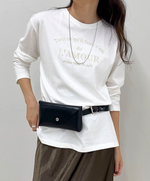 fredy emue（フレディエミュ）の「レザーポーチ付きベルト（ボディバッグ/ウエストポーチ・レディース・ブラウン/ブラック・FREE）」の2枚目の写真