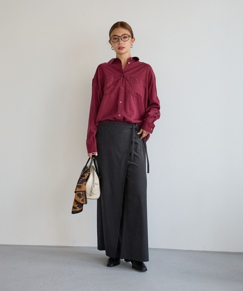 BAYFLOW（ベイフロー）の「[とろみ感のある素材]フィブリルラップパンツ（その他パンツ・レディース・カーキ/ブラック・FREE）」の3枚目の写真