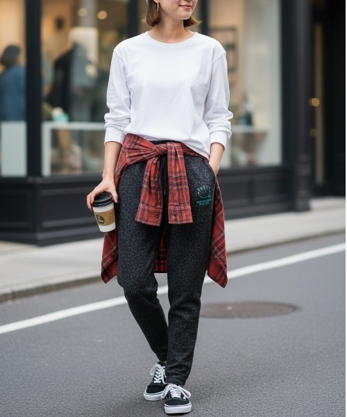 RUSTY(ラスティ)の「【RUSTY/ラスティー】レディースニットフリースパンツ/スウェットパンツ(スウェットパンツ・レディース・ホワイト/ネイビー/チャコール・LARGE/MEDIUM)」の1枚目の写真