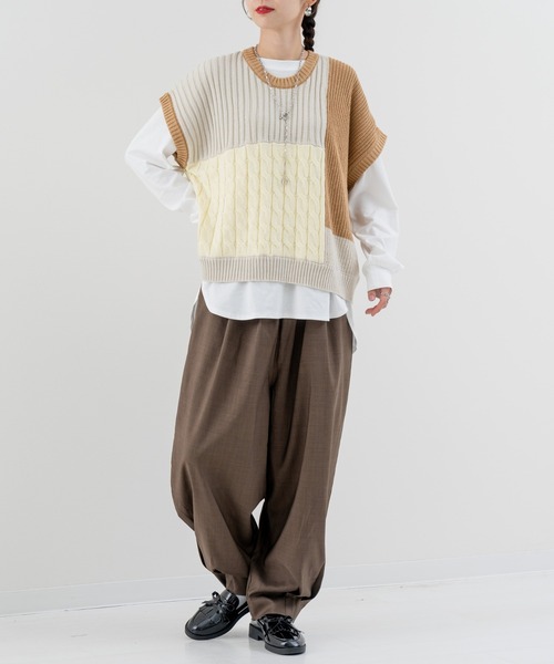 refinedworks（リファインドワークス）の「【refinedworks】きれいめ にも  カジュアル にもハマる 裾タックパンツ！（その他パンツ・レディース・チャコールグレー/ブラウン・FREE）」の11枚目の写真