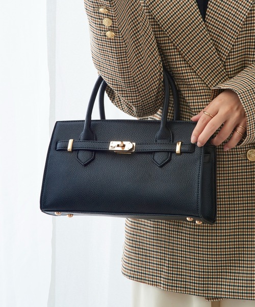 MAISON BREEZE(メゾンブリーズ)の「【MAISON BREEZE】シボレザー 金具ベルト付きトートバッグ ショルダーバッグ SNBD(トートバッグ・レディース・ブラウン/ブラック・FREE)」の7枚目の写真