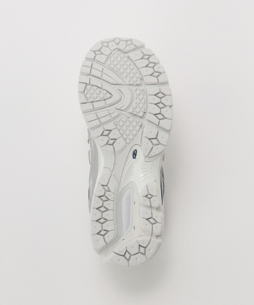 NEW BALANCE(ニューバランス)の「New Balance / ニューバランス U1906R(スニーカー・レディース・ホワイト・23cm/23.5cm/24cm/24.5cm/25cm)」の5枚目の写真