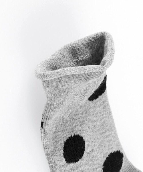 BRANSHES（ブランシェス）の「【b.+A】金子綾/ドットソックス（ソックス/靴下・キッズ・グレー/オフホワイト/ブラック・13-15cm/16-18cm/19-21cm）」の9枚目の写真