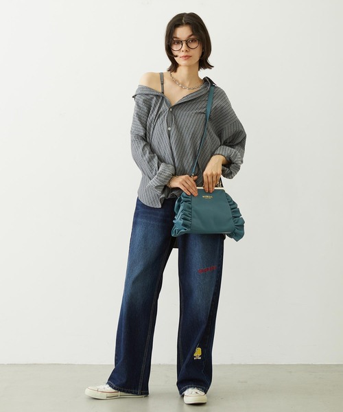 MILKFED.(ミルクフェド)の「KISS LOCK RUFFLE BAG(ショルダーバッグ・レディース・ブラック/オフホワイト/グリーン・ONE SIZE)」の19枚目の写真