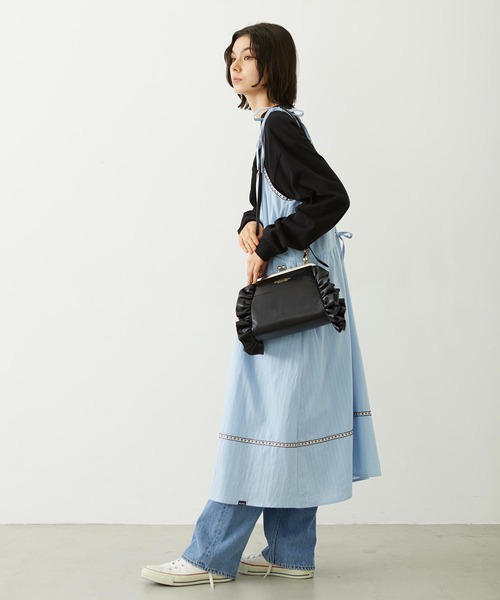 MILKFED.(ミルクフェド)の「KISS LOCK RUFFLE BAG(ショルダーバッグ・レディース・ブラック/オフホワイト/グリーン・ONE SIZE)」の12枚目の写真