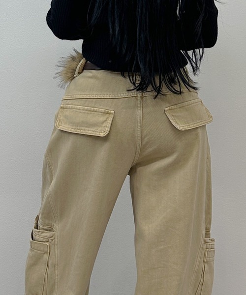 FOLLOWIN（フォロウィン）の「フェイクファーウエスト ベルトカーゴパンツ（カーゴパンツ・レディース・ベージュ/ブラウン/ブラック・LARGE/MEDIUM/SMALL）」の15枚目の写真