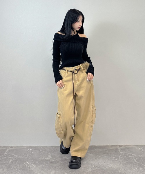 FOLLOWIN（フォロウィン）の「フェイクファーウエスト ベルトカーゴパンツ（カーゴパンツ・レディース・ベージュ/ブラウン/ブラック・LARGE/MEDIUM/SMALL）」の8枚目の写真