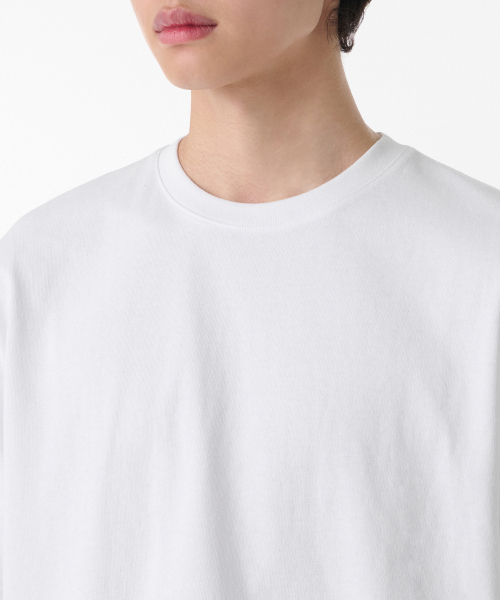 MUSINSA STANDARD（ムシンサスタンダード）の「リラックスドOEクルーネックTシャツ[ホワイト]（Tシャツ/カットソー・メンズ・その他・SMALL/MEDIUM/LARGE/X-LARGE/XX-LARGE/XXX-LARGE）」の3枚目の写真