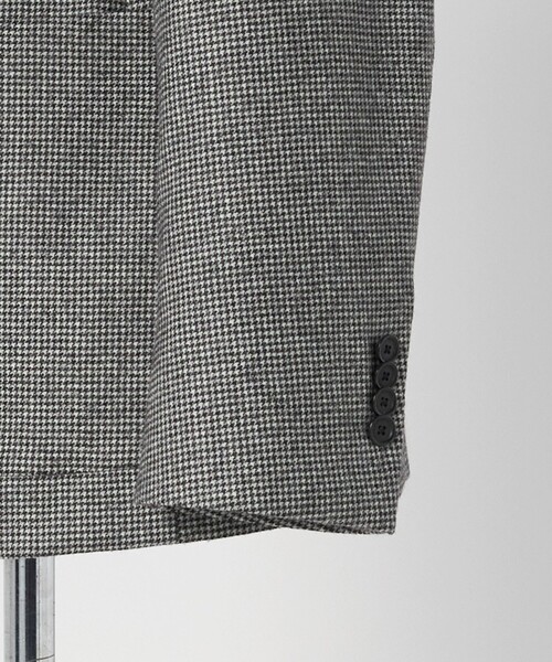 UNITED ARROWS（ユナイテッドアローズ）の「フランネル ハウンドトゥース シングル2ボタン テーラードジャケット COMFORT EASY‐MODEL ヨコストレッチ（テーラードジャケット・メンズ・ダークグレー・52/50/44/48/46/42）」の10枚目の写真
