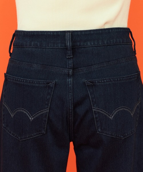 EDWIN(エドウィン)の「EDWIN LADIES ジャージーズ イージーベイカーワイドデニムパンツ【暖】(デニムパンツ・レディース・インディゴブルー/ダークインディゴブルー/ブラック・X-SMALL/SMALL/MEDIUM/LARGE/X-LARGE)」の9枚目の写真