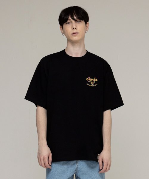 GRAVER（グレーバー）の「[ユニセックス]スモールマルチカラースマイルレオパード半袖Tシャツ_ブラック（Tシャツ/カットソー・レディース・ブラック・LARGE/X-LARGE/SMALL/MEDIUM）」の2枚目の写真