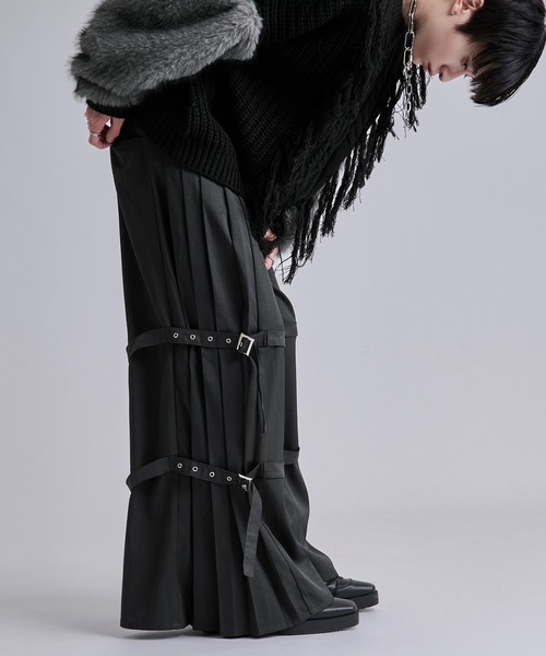 Ellno Loset（エルノロゼット）の「サイドプリーツダブルベルトパンツ（スラックス・メンズ・チャコール/ブラック・X-SMALL/SMALL/MEDIUM/LARGE）」の17枚目の写真