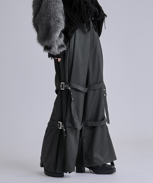 Ellno Loset（エルノロゼット）の「サイドプリーツダブルベルトパンツ（スラックス・メンズ・チャコール/ブラック・X-SMALL/SMALL/MEDIUM/LARGE）」の6枚目の写真
