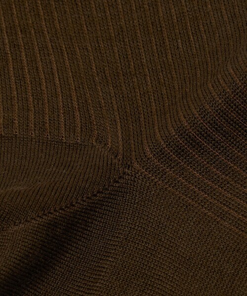 UNITED ARROWS（ユナイテッドアローズ）の「＜SOZZI＞2トーン リブ ホーズソックス（ソックス/靴下・メンズ・ダークグリーン/グレー系/ブラウン系/ネイビー・FREE）」の7枚目の写真