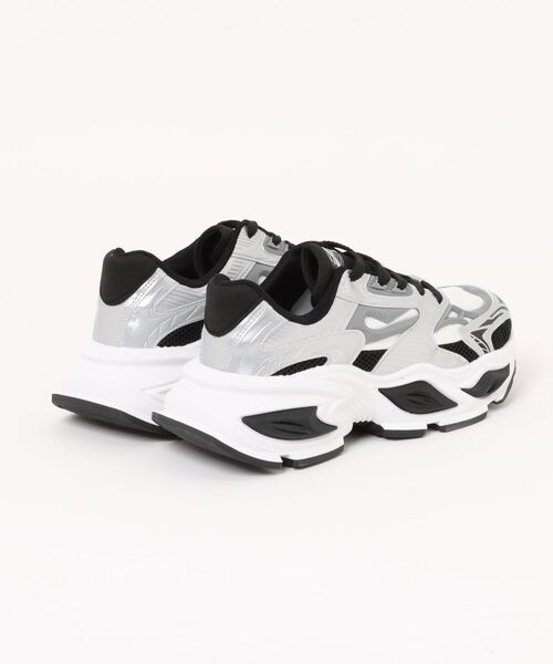 shoes365(シューズスリーシックスファイヴ)の「厚底ダッドスニーカー(スニーカー・メンズ・ブラック/グリーン/レッド・25.0cm/26.5cm/27.0cm/26.0cm/25.5cm)」の4枚目の写真