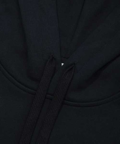 COVERNAT(カバーナット)の「Cロゴフードパーカー ネイビー(パーカー・レディース・その他・SMALL/MEDIUM/LARGE/X-LARGE/X-SMALL)」の4枚目の写真