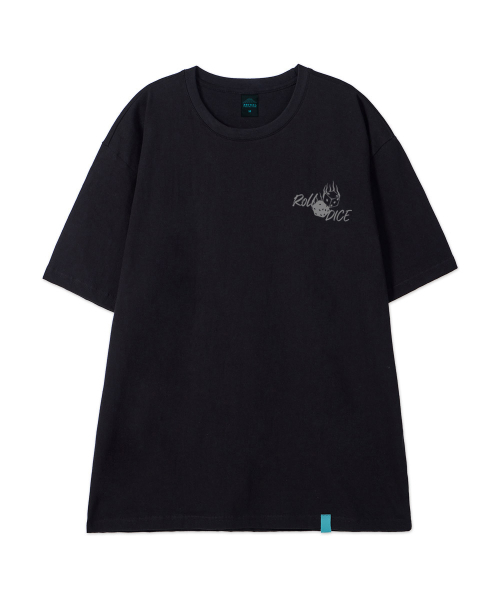 ASTRAL PROJECTION（アストラルプロジェクション）の「[ROLL THE DICE] コットンルーズフィット半袖Tシャツ_ブラック（Tシャツ/カットソー・メンズ・その他・LARGE/MEDIUM/X-LARGE/XX-LARGE）」の2枚目の写真