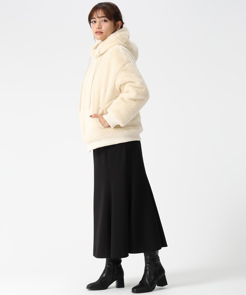 MISCH MASCH(ミッシュマッシュ)の「ZOZO限定 フードファーブルゾン(ブルゾン・レディース・ブラック/アイボリー・フリ-)」の20枚目の写真