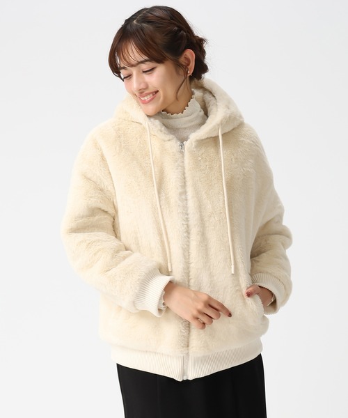 MISCH MASCH(ミッシュマッシュ)の「ZOZO限定 フードファーブルゾン(ブルゾン・レディース・ブラック/アイボリー・フリ-)」の12枚目の写真