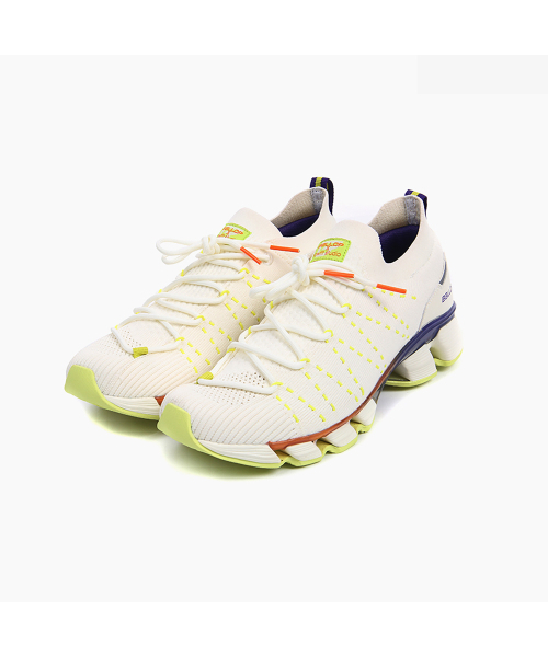 BALLOP(バロップ)の「BSR ランニングシューズ ティバト2.0 グラデーションオフホワイト(その他シューズ・レディース・その他・23cm/24.5cm/25cm/26cm/26.5cm/27cm/28cm/24cm)」の1枚目の写真