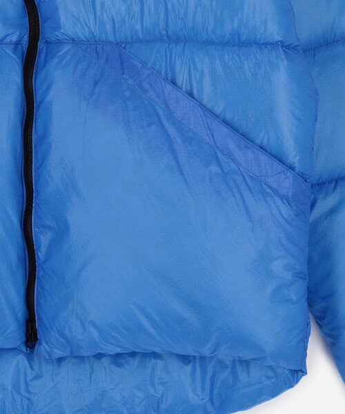 KLUANE MOUNTAINEERING（クルアニマウンテンニアーリング）の「KLUANE MOUNTAINEERING | INNER PARKA（ダウンジャケット/コート・メンズ・ブルー・L/M）」の6枚目の写真