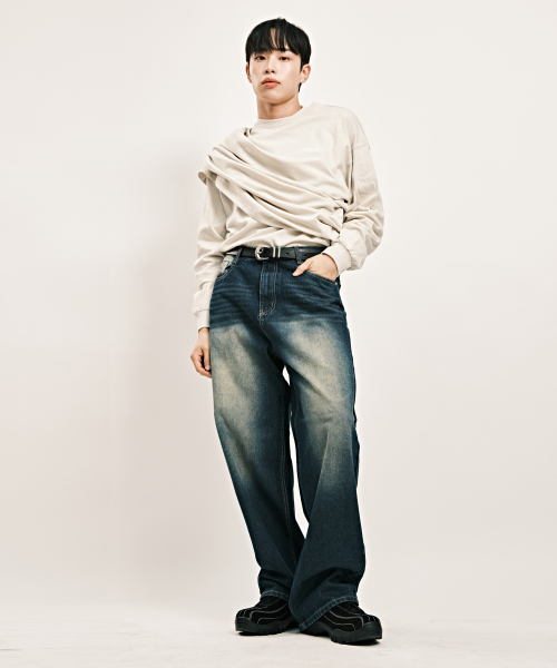 DWSE（ディーダブリューエスイー）の「フェイデッドワイドデニムパンツ(ブルー)（デニムパンツ・メンズ・その他・SMALL/MEDIUM/LARGE/X-LARGE/XX-LARGE/X-SMALL）」の3枚目の写真