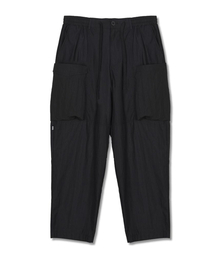 AOG PROJECT（エイオージープロジェクト）の「Big Pocket Cargo Pants (Black)（スラックス）」