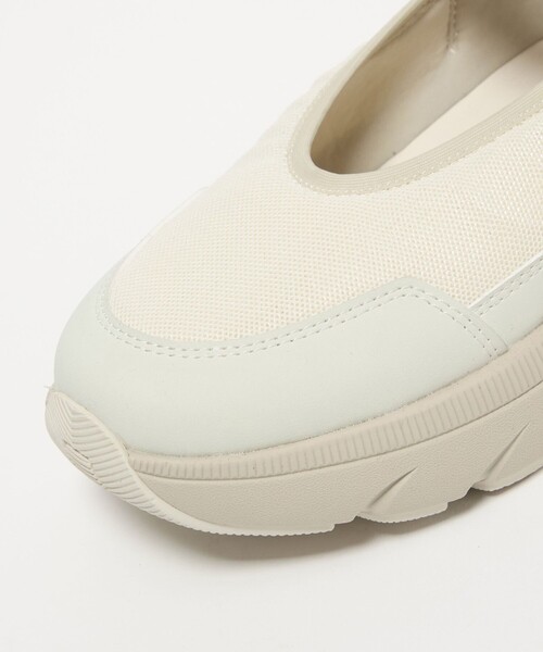 ODETTE E ODILE(オデットエオディール)の「メリージェーン スニーカー55↑(スニーカー・レディース・オフホワイト/ブラック/オリーブ・37/36/35/38)」の21枚目の写真