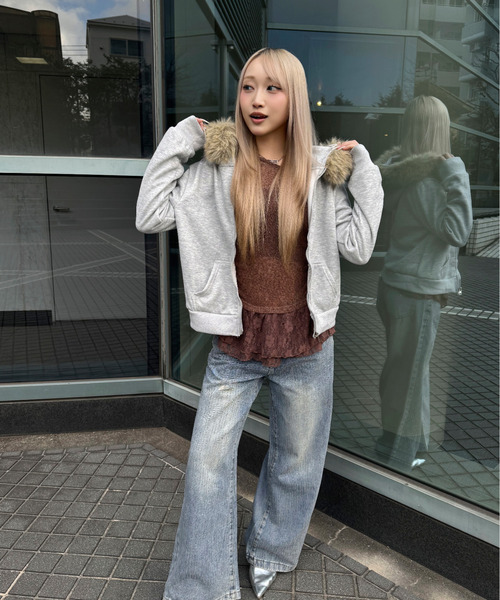 DAESE TOKYO(デセトウキョウ)の「『DAESE TOKYO/デセトウキョウ』ファー付きパーカー(パーカー・レディース・グレー・M/L)」の8枚目の写真
