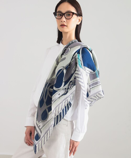 Demi-Luxe BEAMS（デミルクス ビームス）の「manipuri / ピルエット ストール（ストール/ショール・レディース・グレー・ONE SIZE）」の2枚目の写真