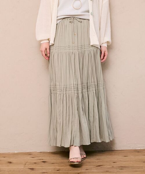 le.coeur blanc（ルクールブラン）の「エアータンブラーランダムプリーツスカート（スカート・レディース・ブラック/ライトグリーン/オフホワイト・38）」の3枚目の写真