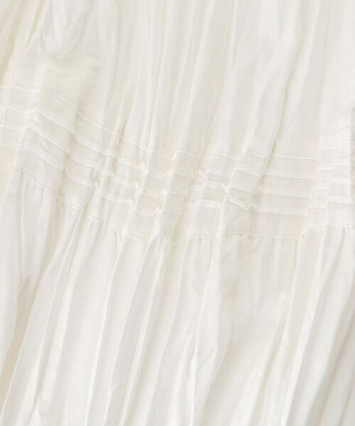 le.coeur blanc（ルクールブラン）の「エアータンブラーランダムプリーツスカート（スカート・レディース・ブラック/ライトグリーン/オフホワイト・38）」の16枚目の写真