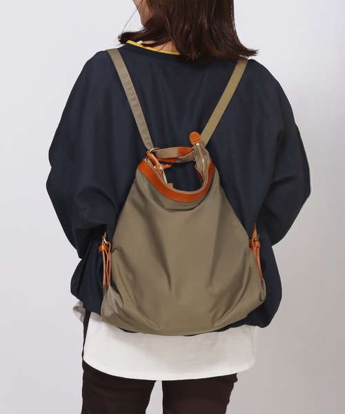 HALEINE（アレンヌ）の「[HALEINE]たつのレザー2way リュック 本革 日本製（バックパック/リュック・レディース・モカ/ブラック/ダークブラウン/レッド・FREE）」の4枚目の写真