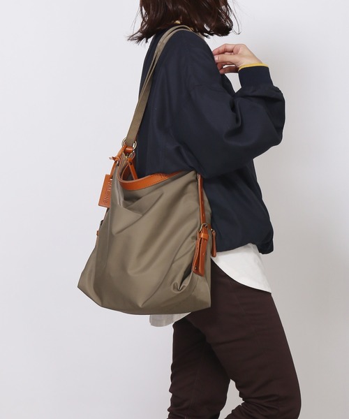 HALEINE（アレンヌ）の「[HALEINE]たつのレザー2way リュック 本革 日本製（バックパック/リュック・レディース・モカ/ブラック/ダークブラウン/レッド・FREE）」の5枚目の写真