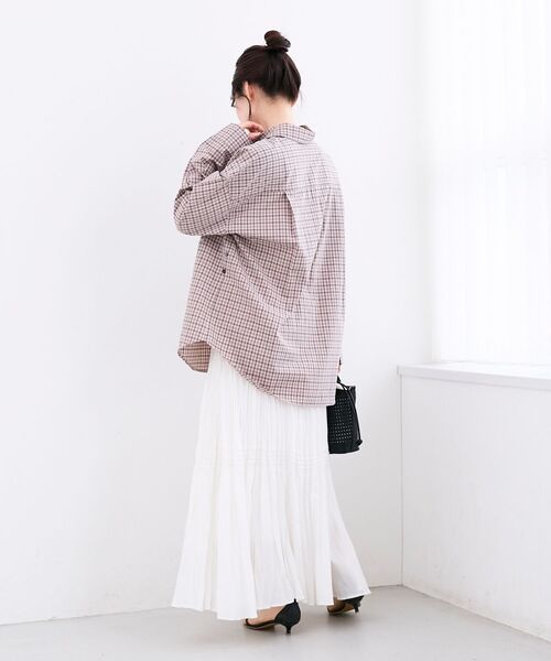 le.coeur blanc(ルクールブラン)の「エンブロイダリー2WAYチェックシャツ(シャツ/ブラウス・レディース・ベージュ系その他2/ピンク系その他2・38)」の7枚目の写真