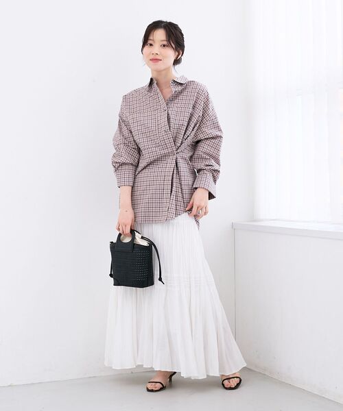 le.coeur blanc(ルクールブラン)の「エンブロイダリー2WAYチェックシャツ(シャツ/ブラウス・レディース・ベージュ系その他2/ピンク系その他2・38)」の12枚目の写真