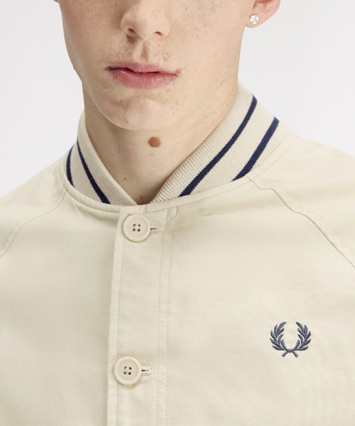 FRED PERRY(フレッドペリー)の「Umpire Bomber Jacket/アンパイアボンバージャケット(ブルゾン・メンズ・オートミール・S/M/L)」の4枚目の写真