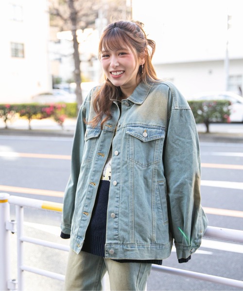 GORGE（ゴージ）の「《オーバーサイズシルエット》デニムジャケット／秋冬春（デニムジャケット・レディース・ブルー/ブルー系その他2/ピンク/ブルー系その他・M）」の11枚目の写真